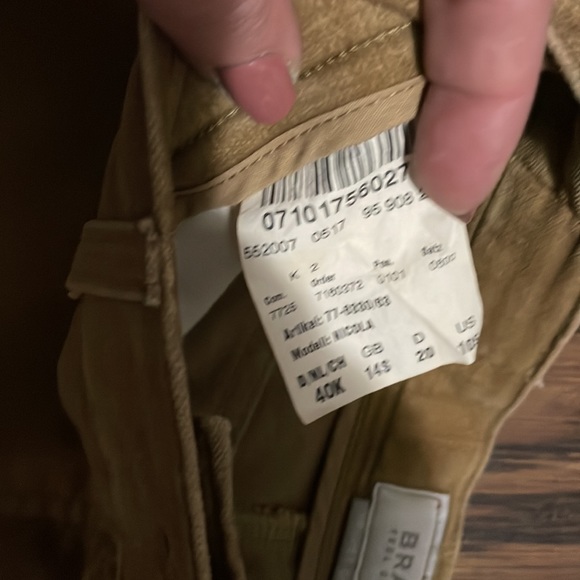 Brown Women’s BRAX 10S soft velvet feel pants perfect for fall and winter - Picture 4 of 6